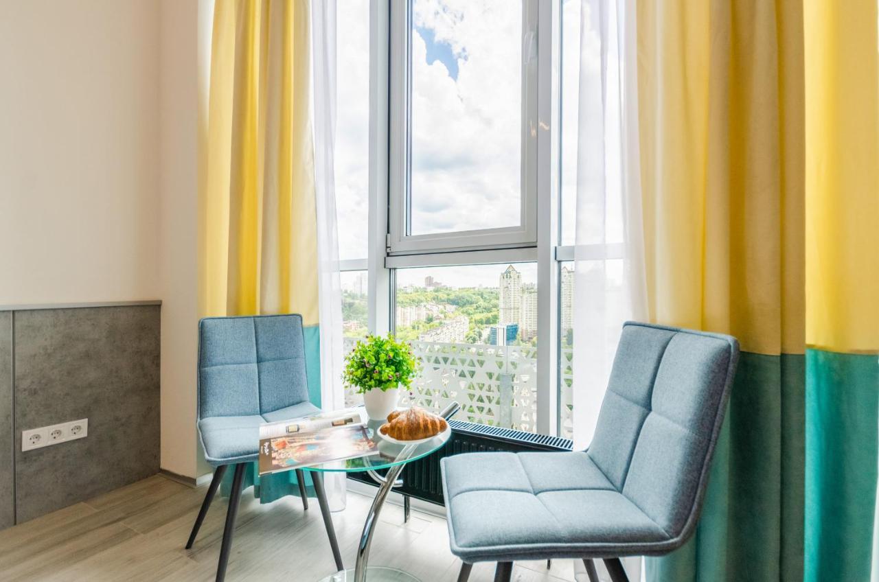 קייב New Apartment Near Railway Station 1A מראה חיצוני תמונה